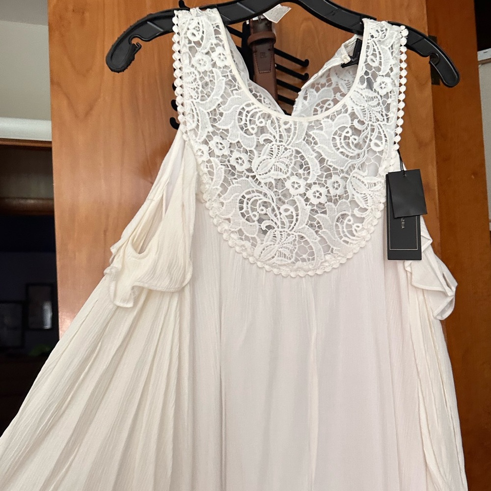 BCBG  Cole dress size M